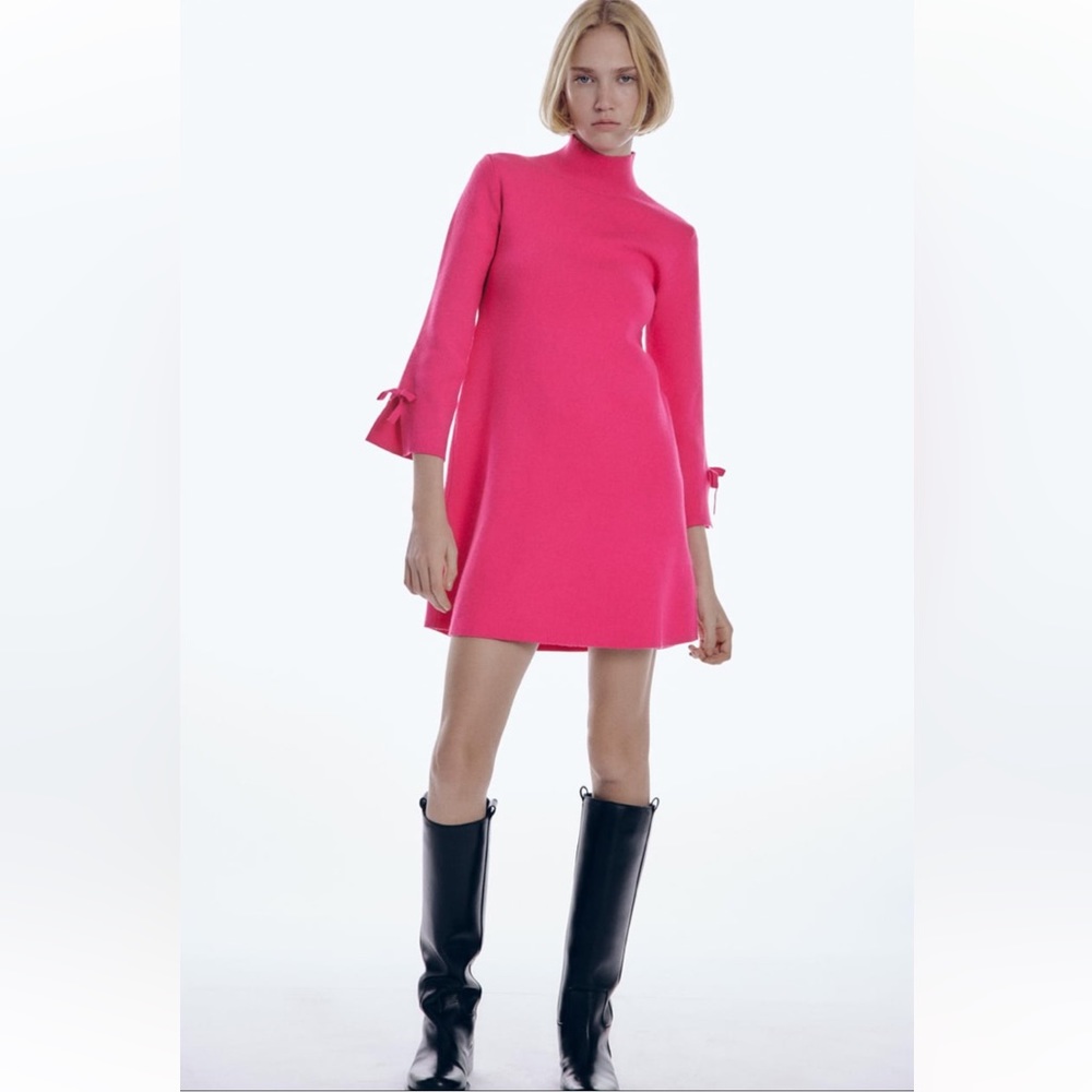 ZARA NWT KNIT DRESS WITH BOWS 💓